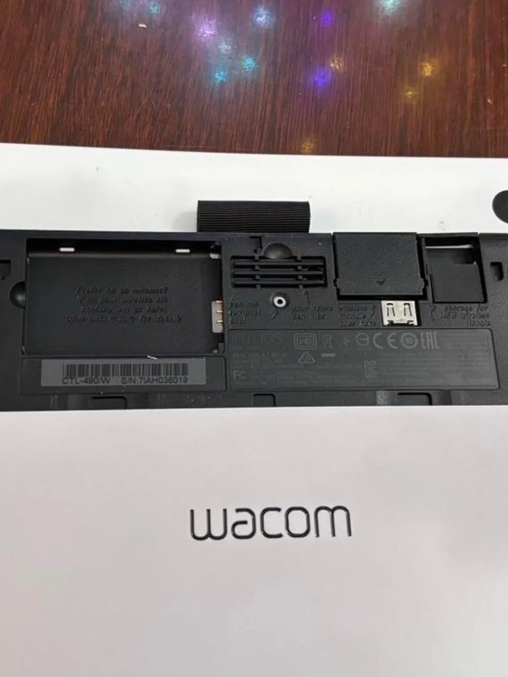 Wacom Intuos Small Graphics Tablet in Black & White